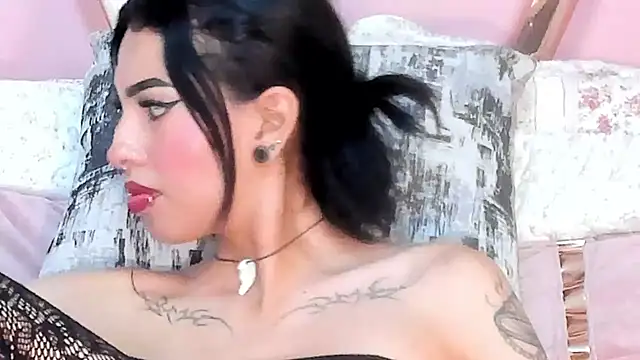Snapshot of Eva_Benely chatting on 28, 12, 2024 Eva Benely online show from 28, 12, 2024