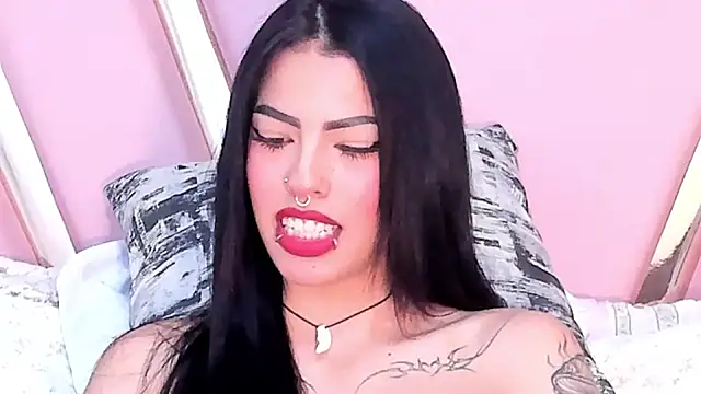 Snapshot of Eva_Benely chatting on 27, 1, 2025 Eva Benely online show from 27, 1, 2025