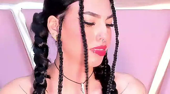 Snapshot of Eva_Benely chatting on 7, 3, 2025 Eva Benely online show from 7, 3, 2025