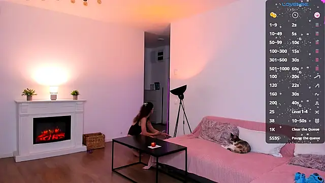 AnysaSmith online show from 9, 2, 2026