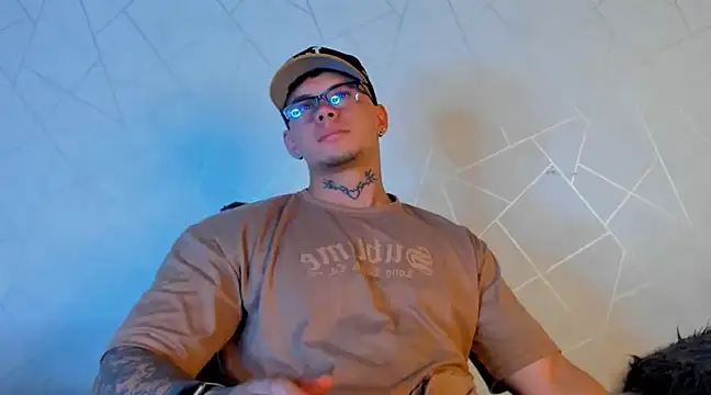 NoahhBrown online show from 17, 1, 2025