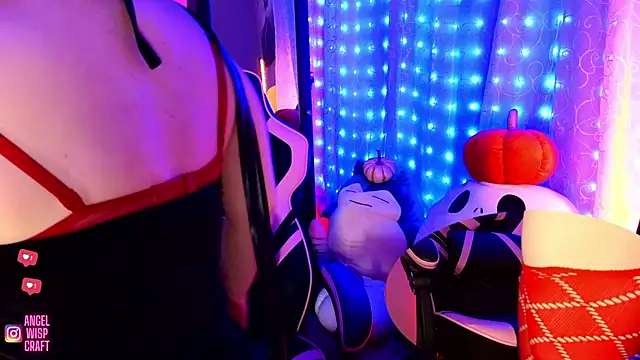 Angel-Lewd-Cake online show from 14, 1, 2025