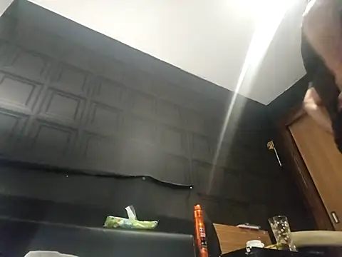 Snapshot of dannysss87 chatting on 1, 12, 2025 dannysss87 online show from 1, 12, 2025