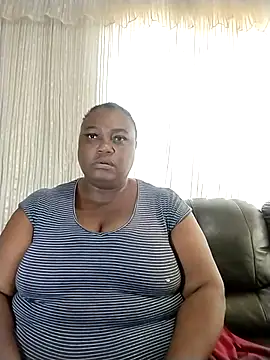 MATUREBUSSTY online show from 17, 3, 2025