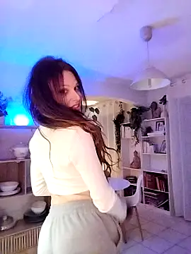 Luna Kitanna online show from 19, 1, 2025