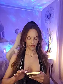 Luna Kitanna online show from 6, 6, 2026