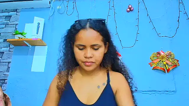 Snapshot of makena18 chatting on 4, 1, 2025 makena18 online show from 4, 1, 2025