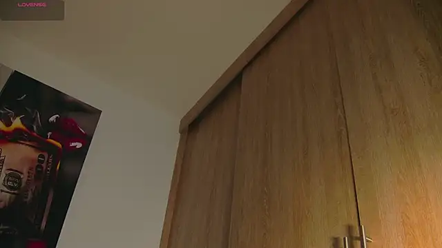 aidaadams online show from 22, 9, 2025