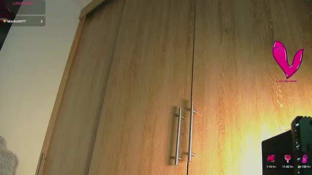 aidaadams online show from 12, 10, 2025