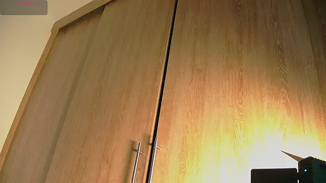 aidaadams online show from 17, 10, 2025