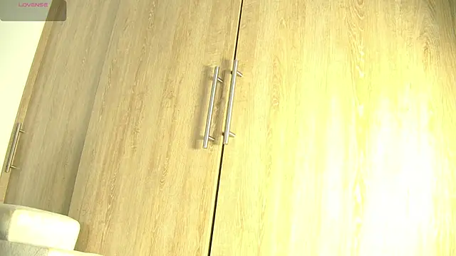 aidaadams online show from 16, 11, 2025