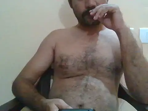 Snapshot of HathodaTyagi123 chatting on 27, 9, 2025 HathodaTyagi123 online show from 27, 9, 2025