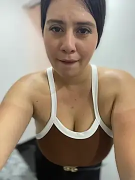 Natalia Cleark09 online show from 5, 2, 2026