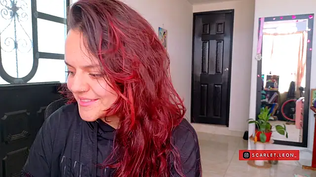 Scarletleon77 online show from 3, 8, 2026