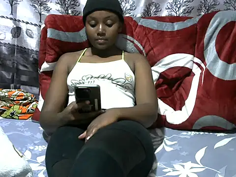 Snapshot of Sweet_kelsiey chatting on 4, 10, 2025 Sweet kelsiey online show from 4, 10, 2025