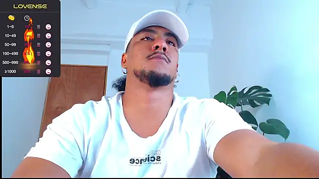 yosoy enzo2020 online show from 20, 1, 2025