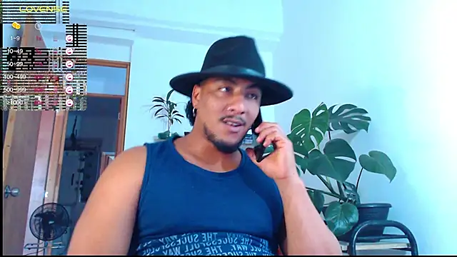 yosoy enzo2020 online show from 21, 1, 2025