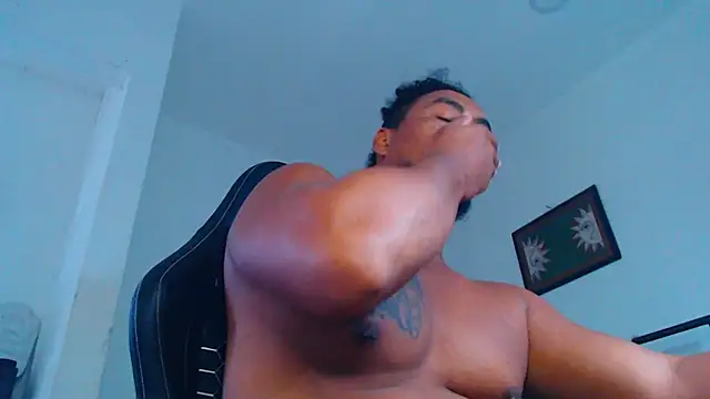 yosoy enzo2020 online show from 16, 2, 2026