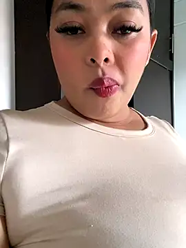 Snapshot of PUSHYLATE chatting on 12, 9, 2025 PUSHYLATE online show from 12, 9, 2025