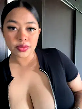 Snapshot of PUSHYLATE chatting on 13, 9, 2025 PUSHYLATE online show from 13, 9, 2025
