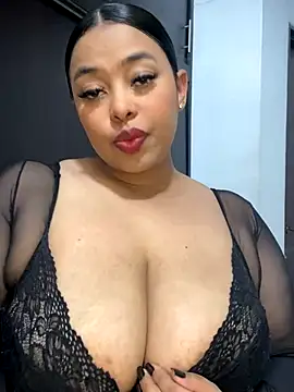 Snapshot of PUSHYLATE chatting on 8, 10, 2025 PUSHYLATE online show from 8, 10, 2025