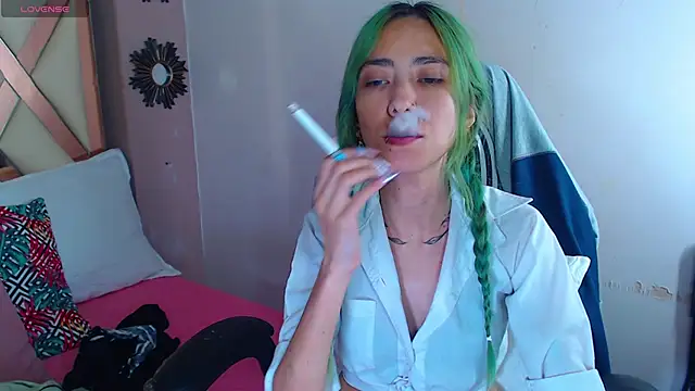 Erika Stevens online show from 27, 9, 2025