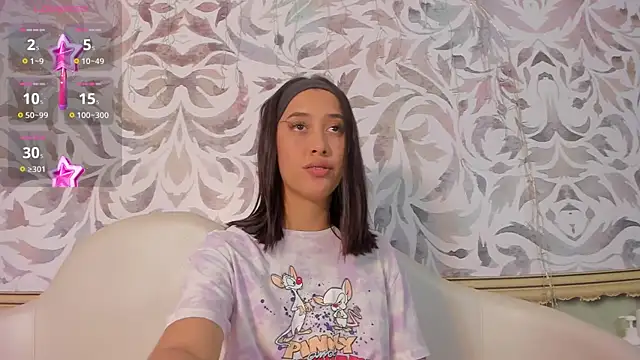 Snapshot of valentina_cortes72 chatting on 6, 1, 2025 valentina cortes72 online show from 6, 1, 2025