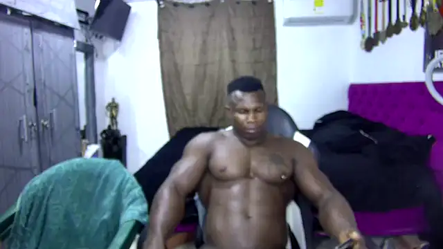 MedellinBlackx online show from 10, 10, 2025