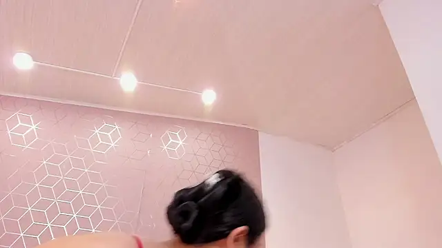 Emilyboobss online show from 16, 1, 2025