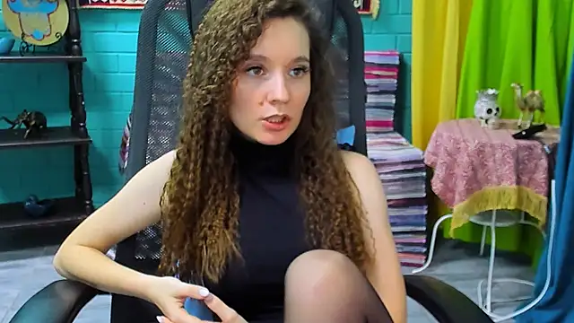 Miss Barbara  online show from 24, 2, 2025