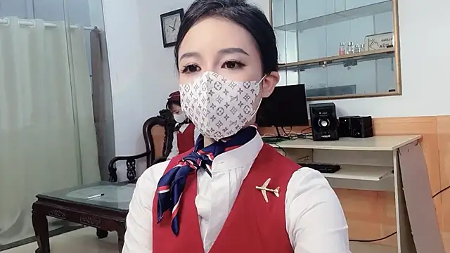 Mono-Stewardesss online show from 27, 4, 2026