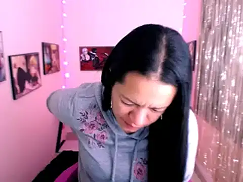 Cristal w online show from 15, 1, 2025