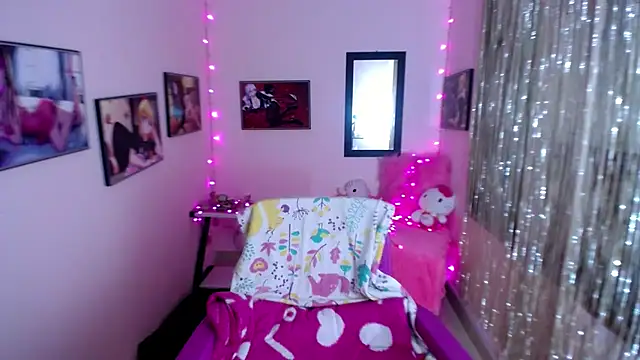 Cristal w online show from 11, 2, 2025