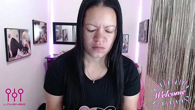 Cristal w online show from 19, 10, 2025