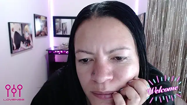 Cristal w online show from 30, 10, 2025