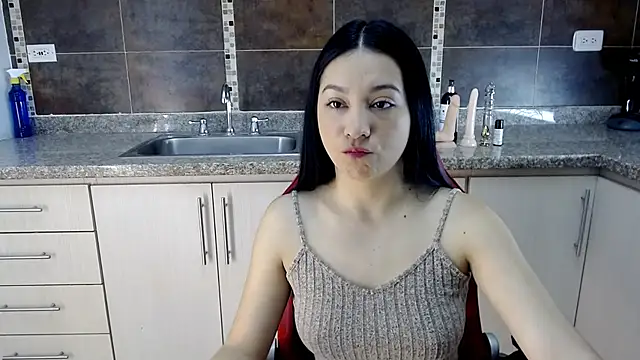 Lila Pinky online show from 27, 1, 2025