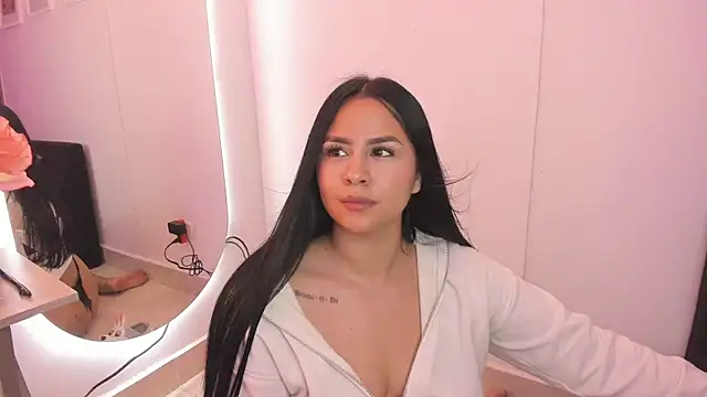 Snapshot of KattyPortman chatting on 28, 2, 2025 KattyPortman online show from 28, 2, 2025