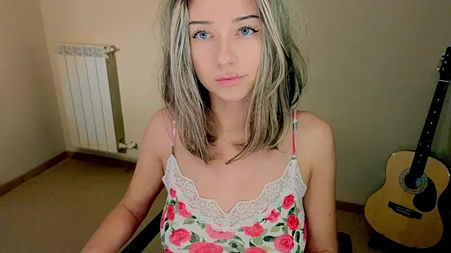 Snapshot of Lenamuti25 chatting on 9, 1, 2025 Lenamuti25 online show from 9, 1, 2025