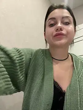 Snapshot of ellie_ssexy chatting on 27, 12, 2024 ellie ssexy online show from 27, 12, 2024