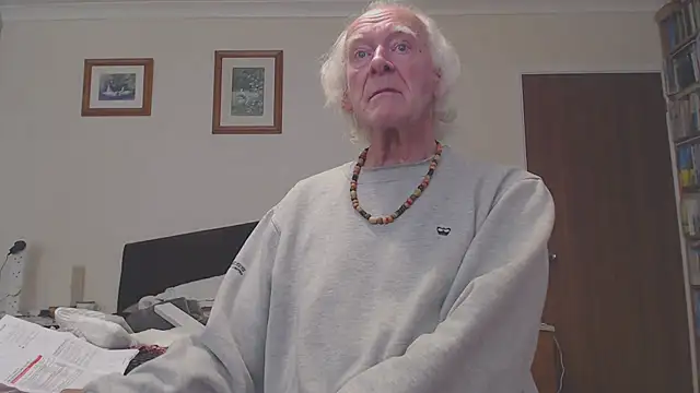 WaverlyKernow online show from 24, 2, 2025