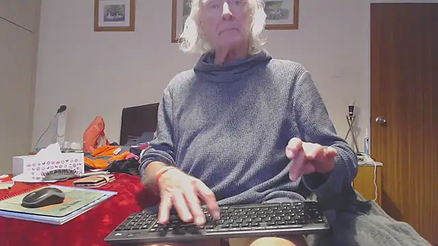 WaverlyKernow online show from 18, 10, 2025