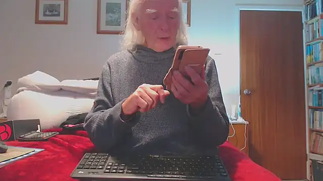 WaverlyKernow online show from 29, 10, 2025