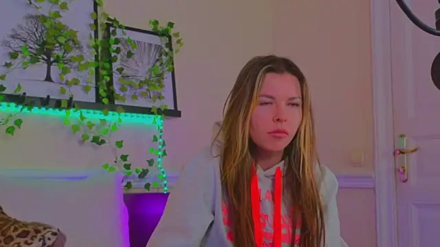 Real Tini online show from 17, 1, 2025