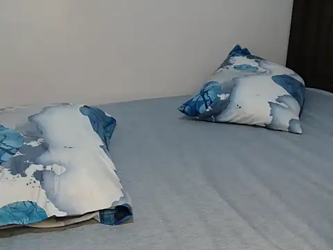 sassy hailey online show from 15, 4, 2026