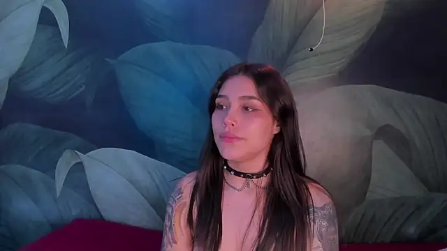 Snapshot of sweett_dirty chatting on 10, 1, 2025 sweett dirty online show from 10, 1, 2025