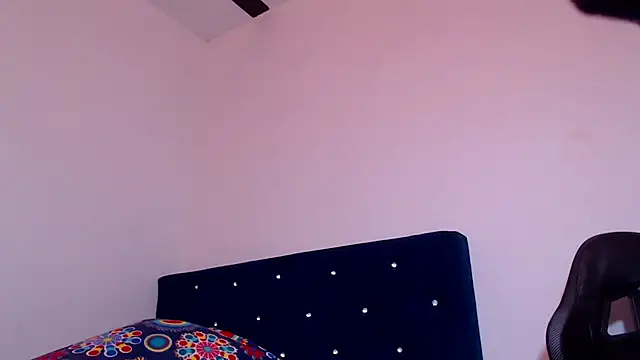 Snapshot of Aliice_Doll chatting on 5, 1, 2025 Aliice Doll online show from 5, 1, 2025
