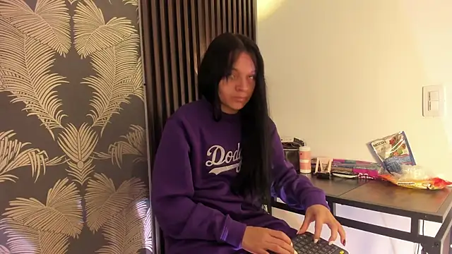  shantal smith online show from 16, 4, 2026