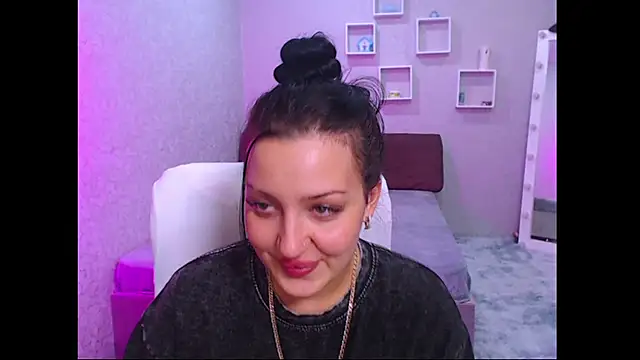 SkarlettMonliss online show from 15, 10, 2025