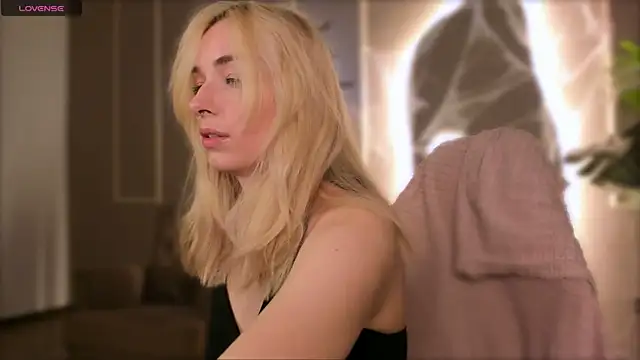 Eli Llie online show from 28, 10, 2025