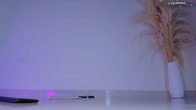 Katherinlevinee1 online show from 6, 2, 2026